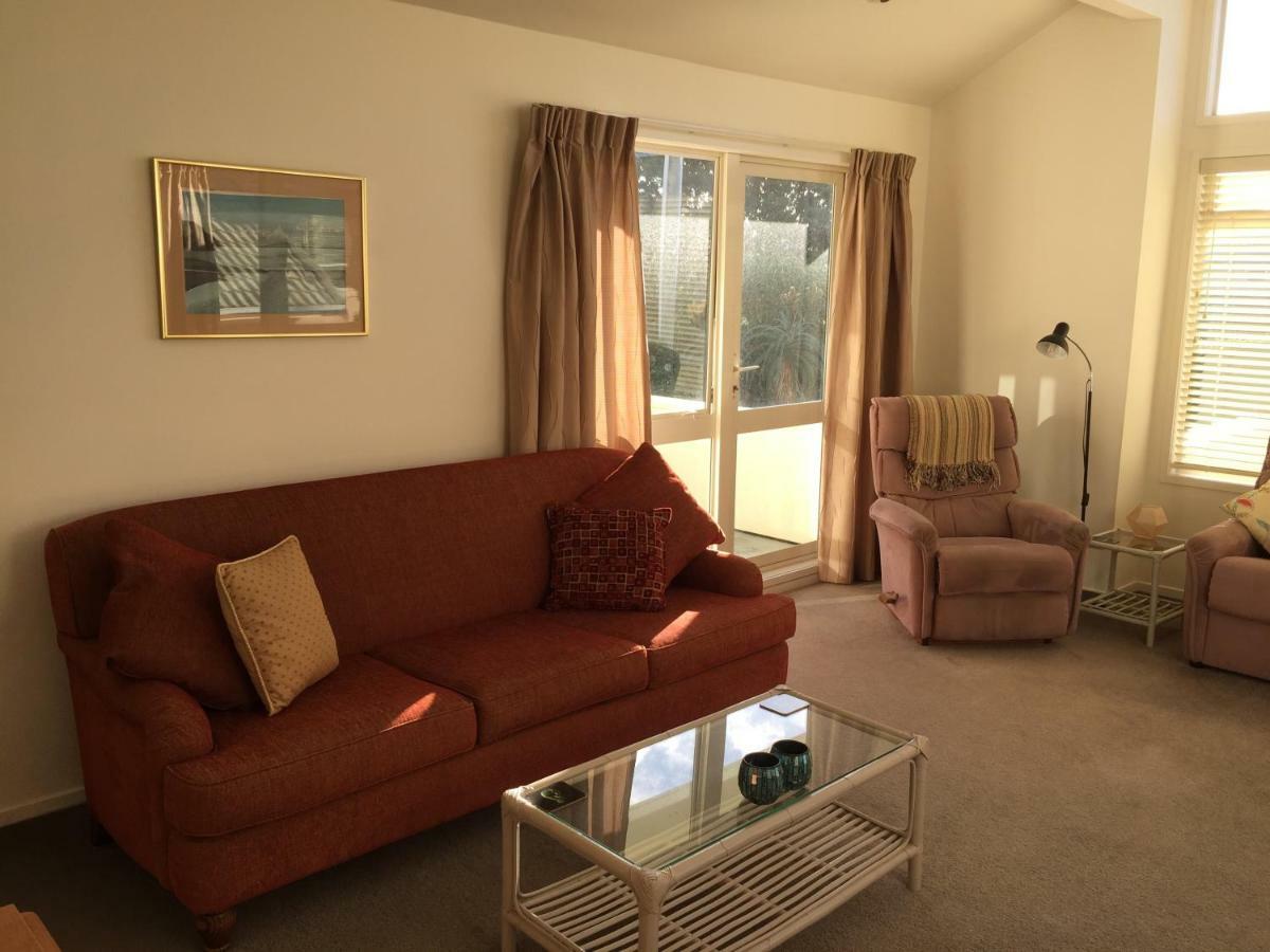 Orewa Beachfront Haven ภายนอก รูปภาพ