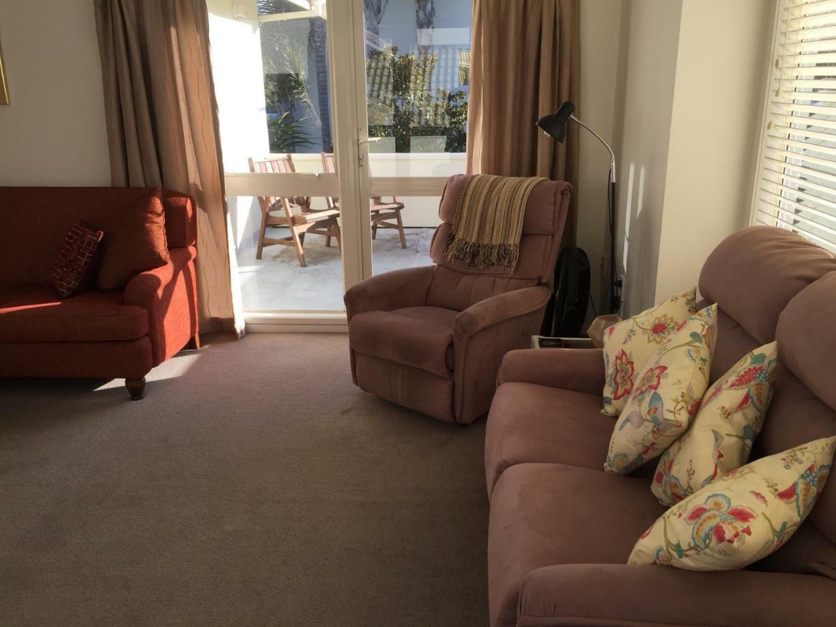 Orewa Beachfront Haven ภายนอก รูปภาพ